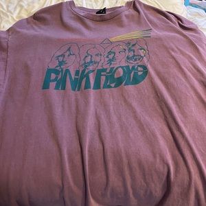 Super cute oversized pink floyd shirt